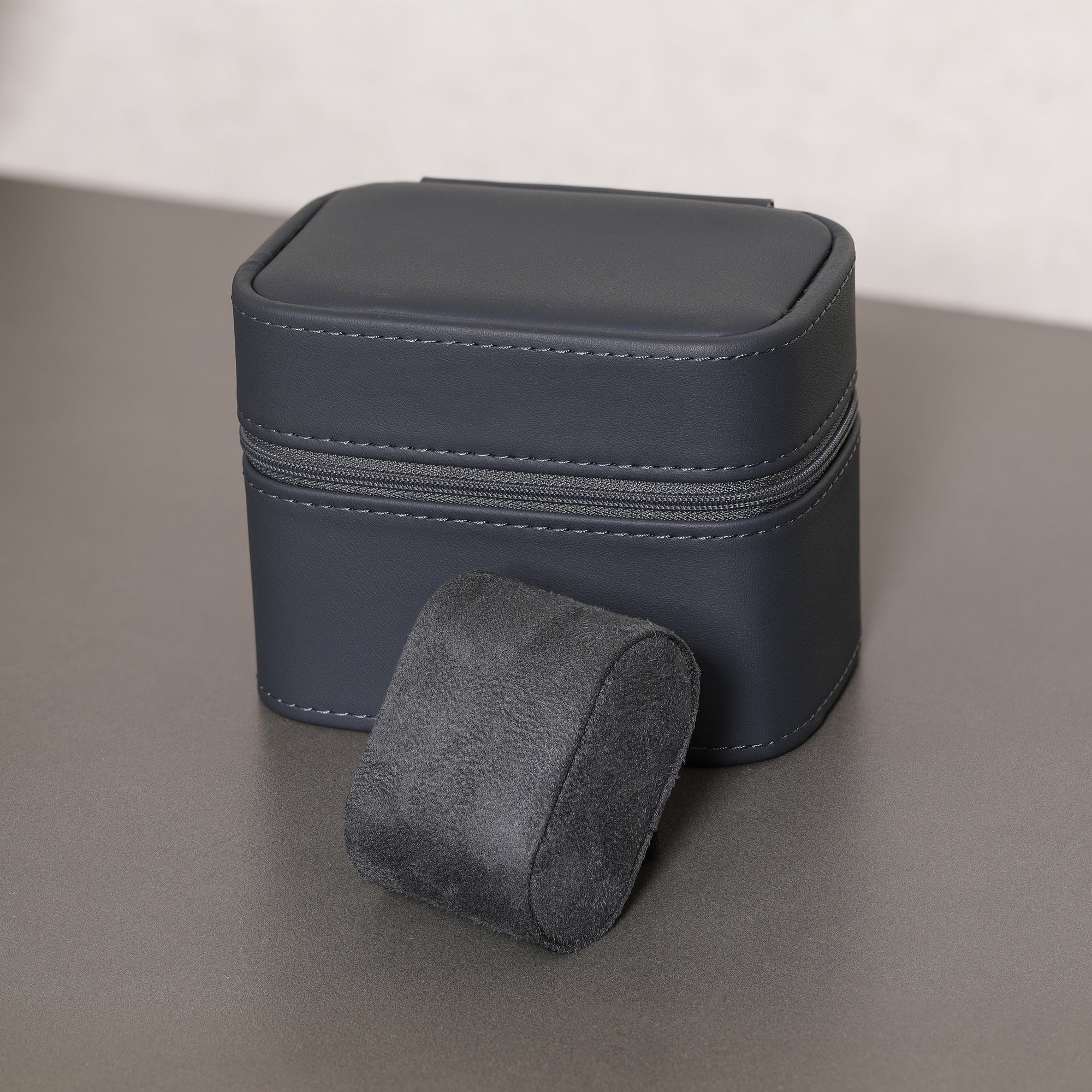 2 Watch Travel Case (Carbon)